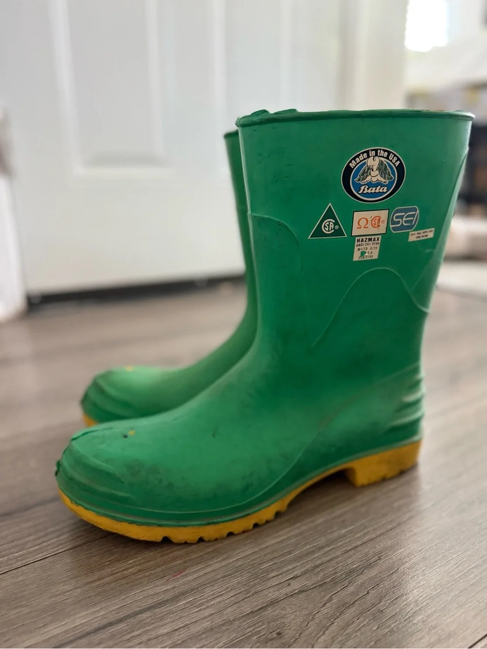 Bata Hazmax Green Rubber Work Boots Men's 12 Medium (D) EH MPN 19971